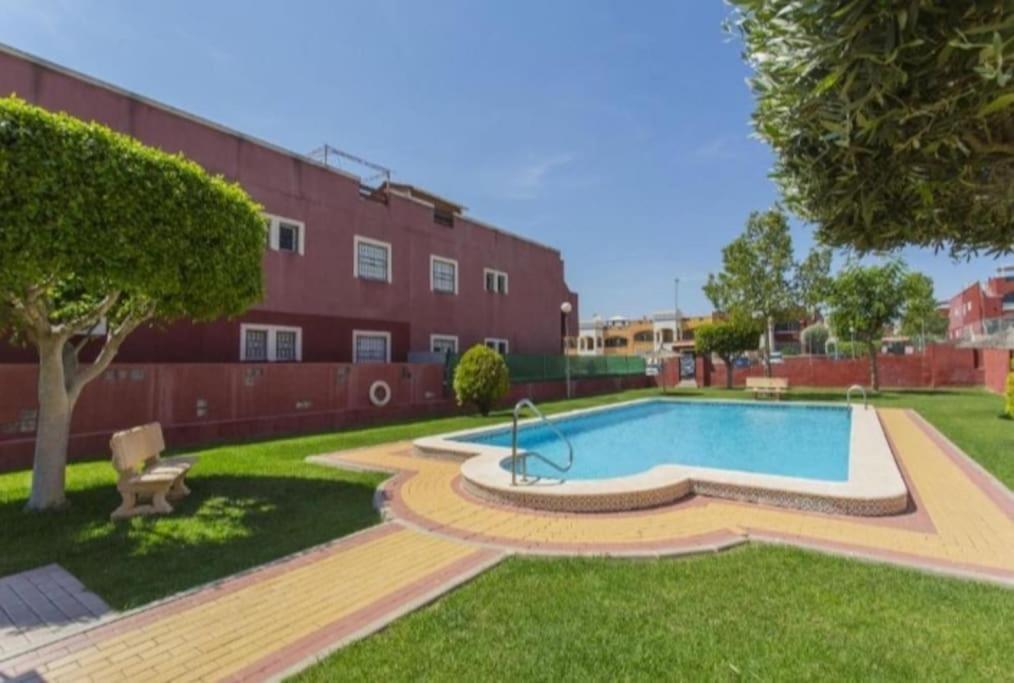 Lago De Sanabria Torrevieja Exterior photo