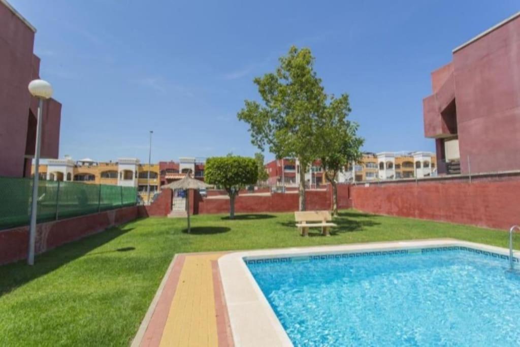 Lago De Sanabria Torrevieja Exterior photo